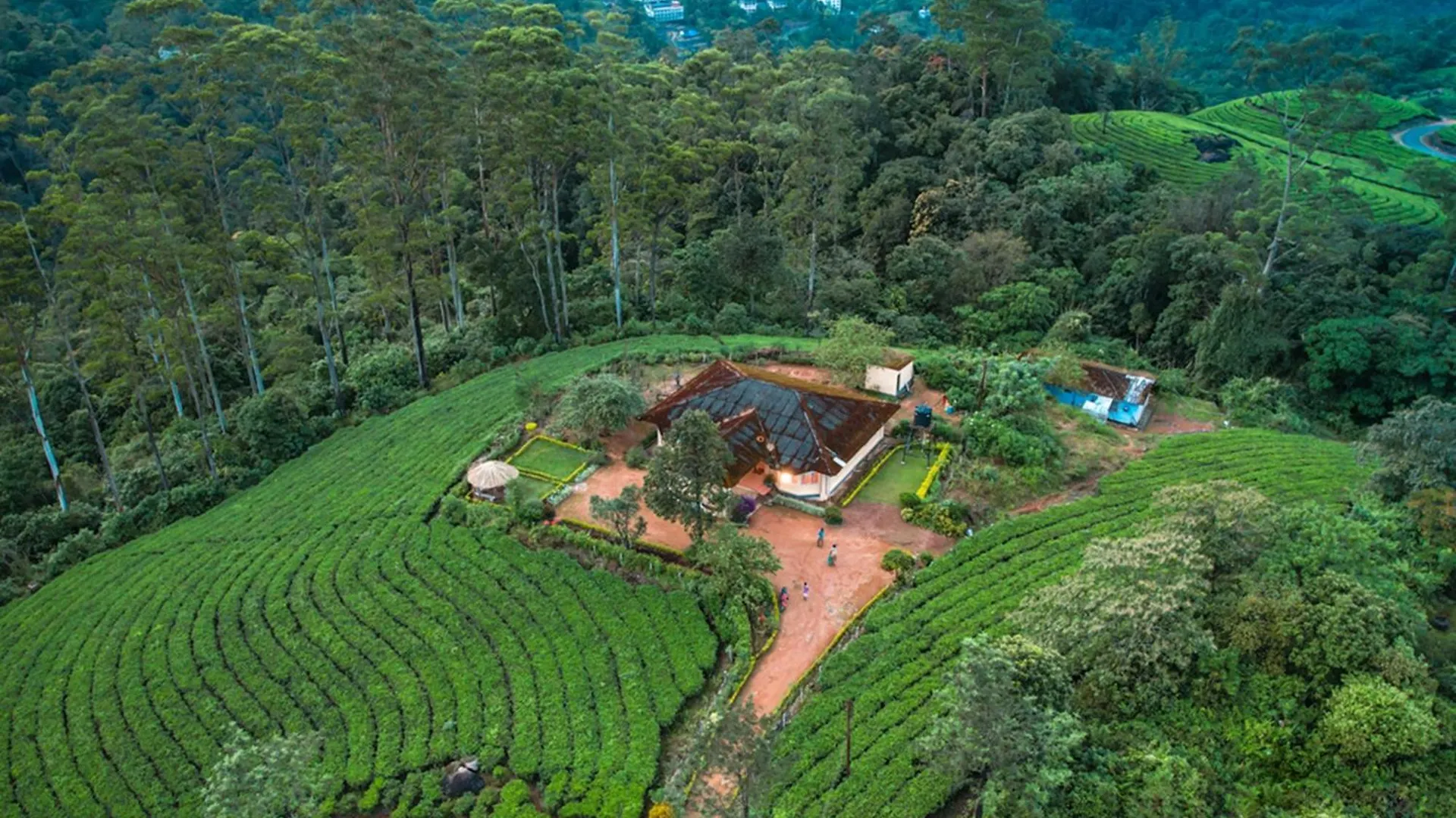Munnar Tea Bungalows With Waterfalls By Voye Homes Índia