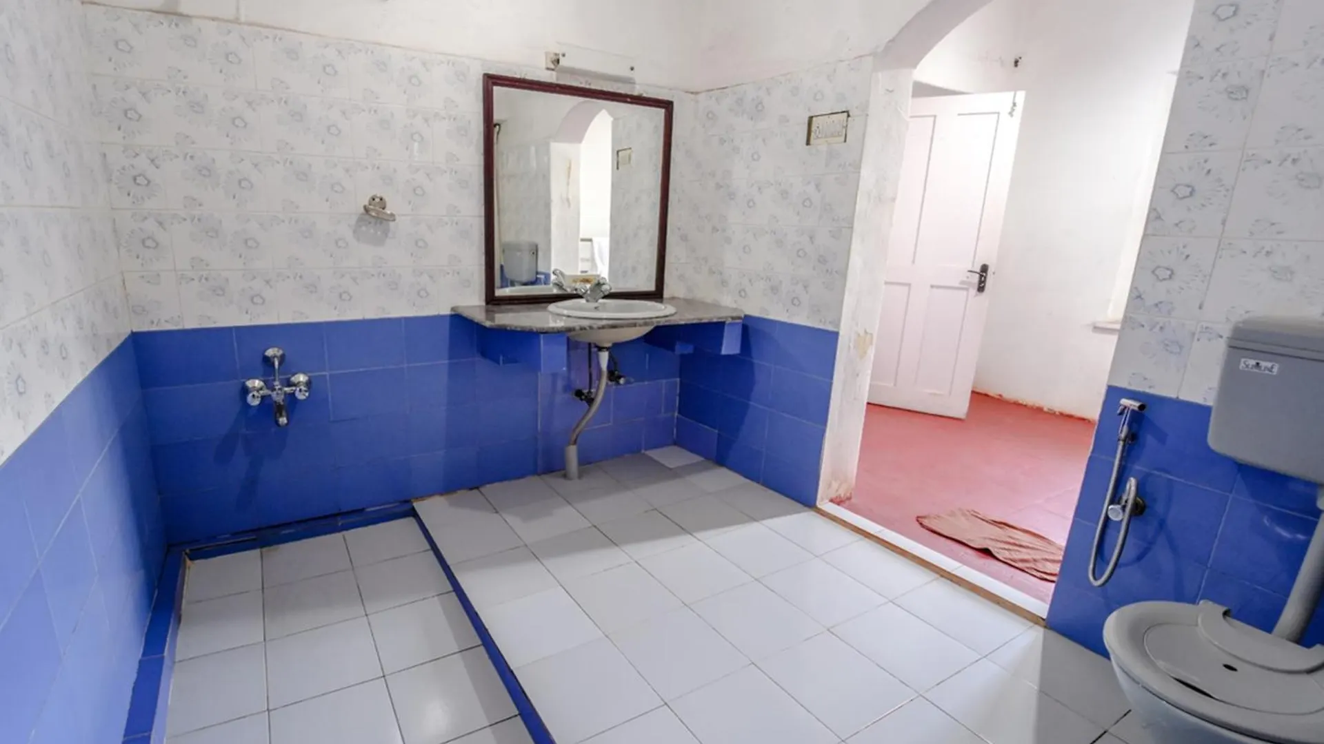 Munnar Tea Bungalows With Waterfalls By Voye Homes 0*,