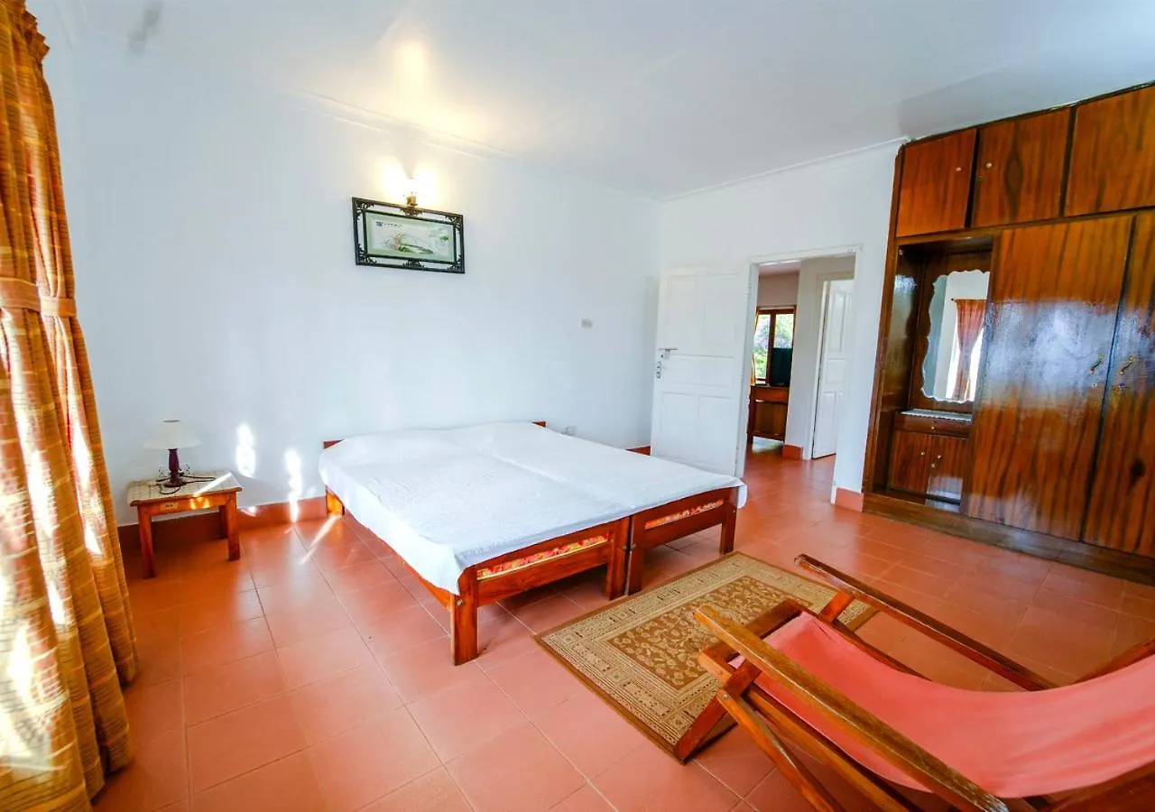 Munnar Tea Bungalows With Waterfalls By Voye Homes Índia