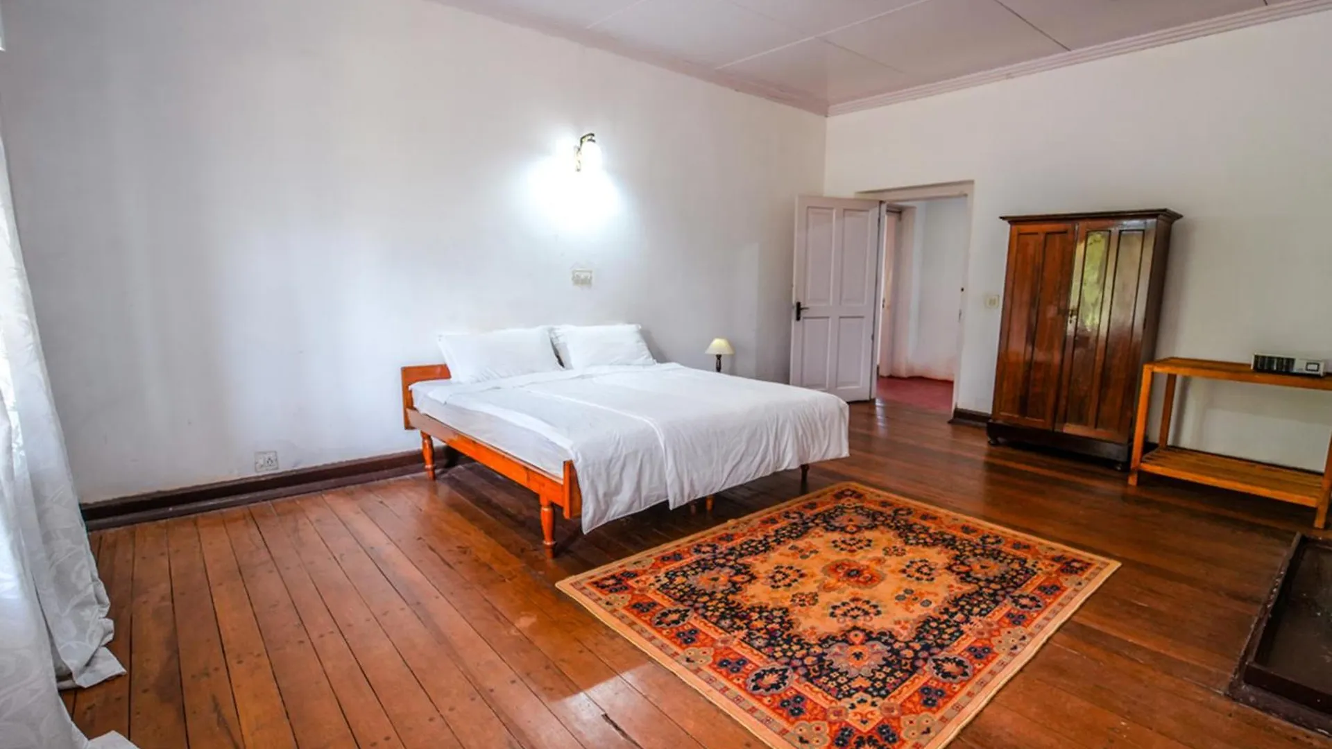 Villa Munnar Tea Bungalows With Waterfalls By Voye Homes