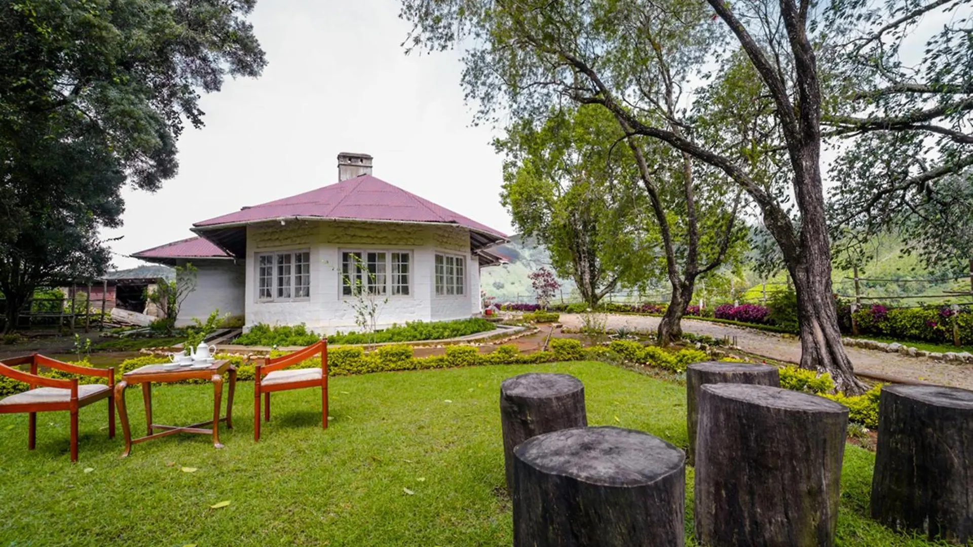 Villa Munnar Tea Bungalows With Waterfalls By Voye Homes